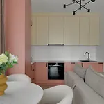 Doki Living - Foodhall & Parking By Downtown Aparthotel 4*