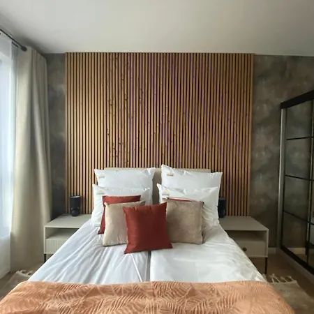 Doki Living - Foodhall & Parking By Downtown Apartamento *