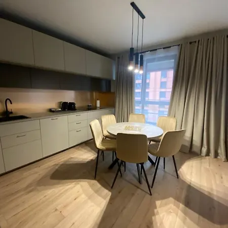 Doki Living - Foodhall & Parking By Downtown Apartamento