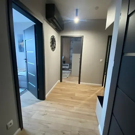 Doki Living - Foodhall & Parking By Downtown Apartamento Gdansk