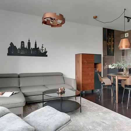 Doki Living - Foodhall & Parking By Downtown 4*