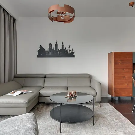 Doki Living - Foodhall & Parking By Downtown
