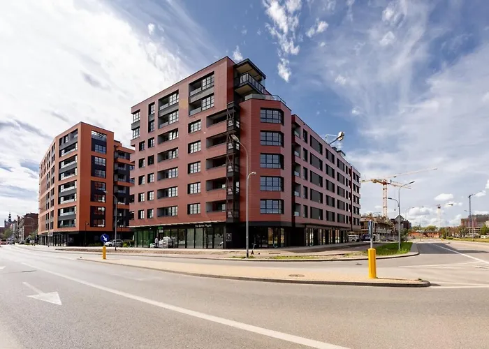 Apart Otel Doki Living - Foodhall & Parking By Downtown Gdansk