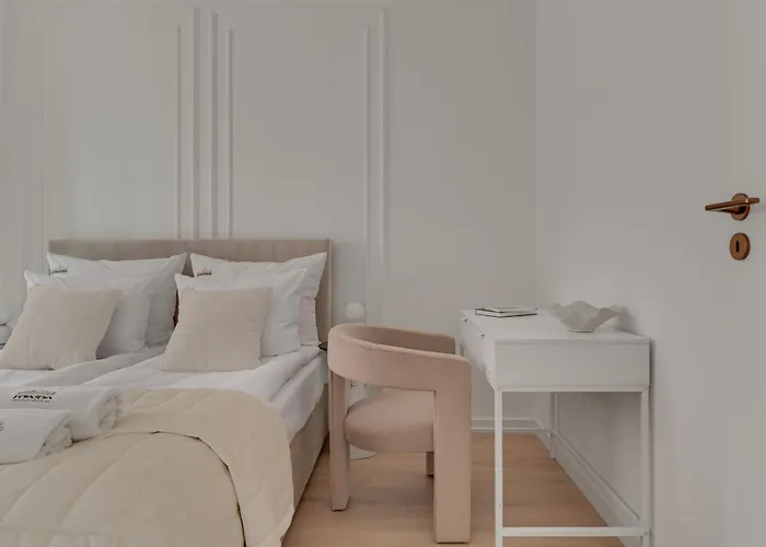 アパートホテル Doki Living - Foodhall & Parking By Downtown 4*