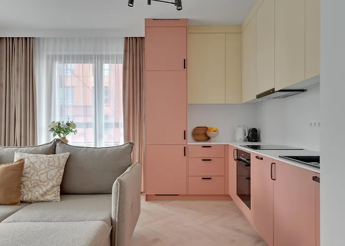 Doki Living - Foodhall & Parking By Downtown Apart Otel