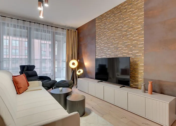 Doki Living - Foodhall & Parking By Downtown 4* Gdansk