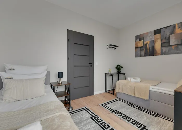 Doki Living - Foodhall & Parking By Downtown 4*