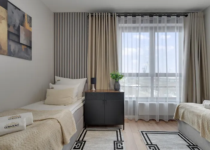 Apart Otel Doki Living - Foodhall & Parking By Downtown Gdansk